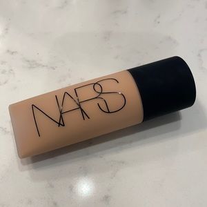 NARS Soft Matte Complete Foundation Medium 3.5